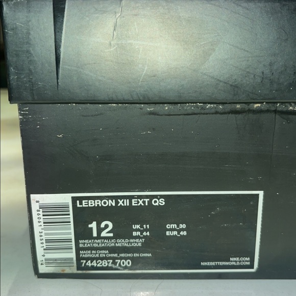 Lebron 12 - Wheat - Size 12 - Picture 5 of 5